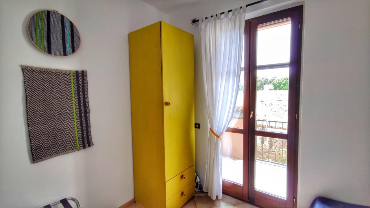 Temo River House Romantic Balcony And Peaceful Retreat In The Heart Of Bosa Exteriér fotografie