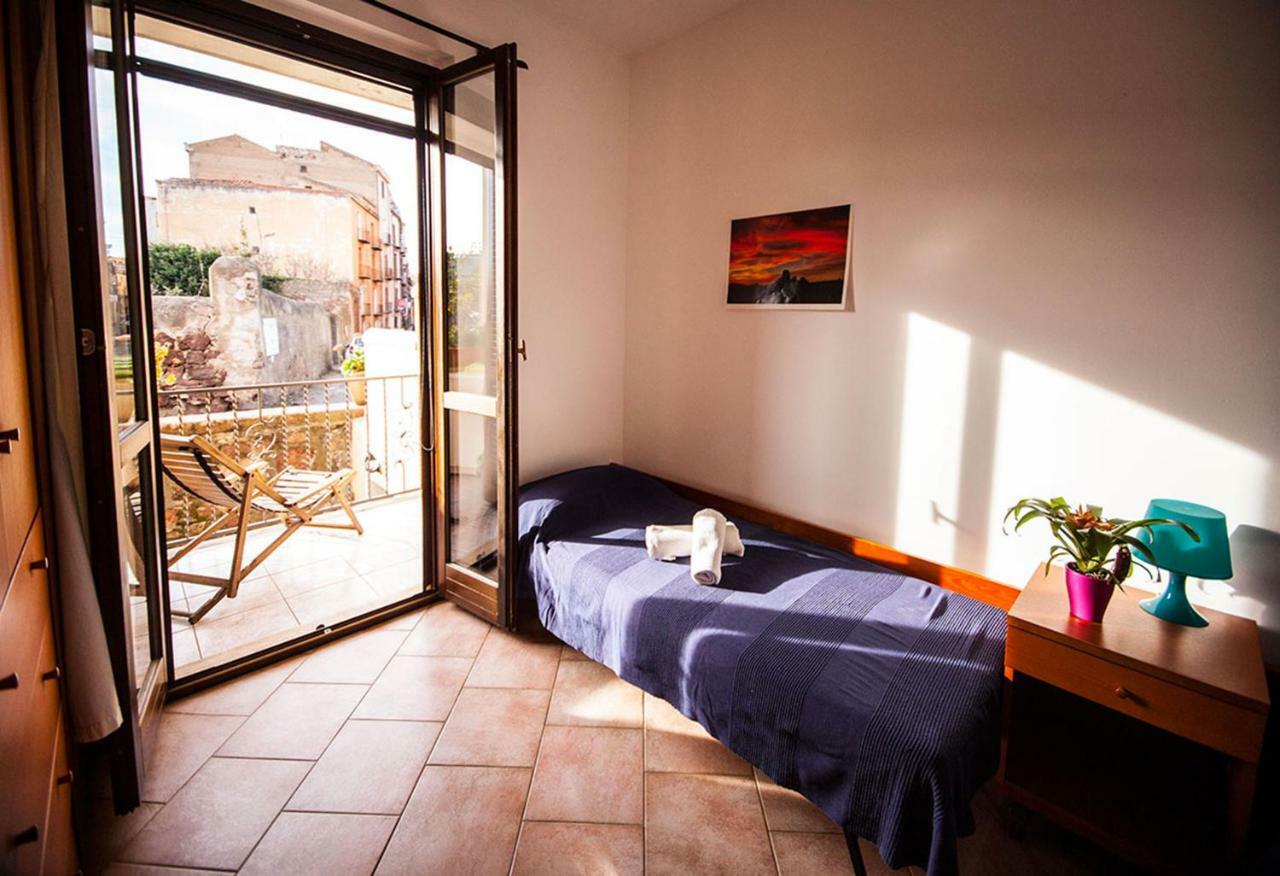 Temo River House Romantic Balcony And Peaceful Retreat In The Heart Of Bosa Exteriér fotografie