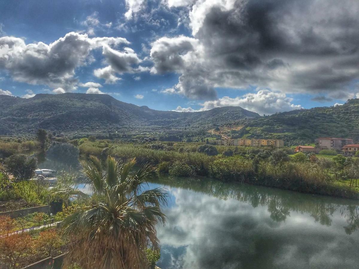 Temo River House Romantic Balcony And Peaceful Retreat In The Heart Of Bosa Exteriér fotografie